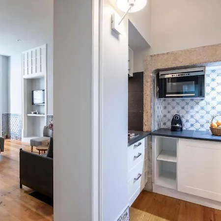 Living Baixa Apartman *